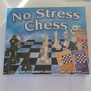 No Stress Chess Set - Black and White Teaching Game